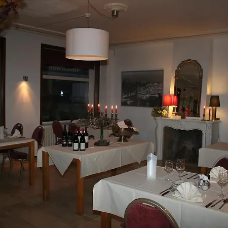 Hotel Admiraal 2*