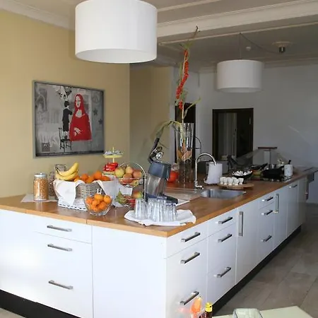 Hotel Admiraal 2*