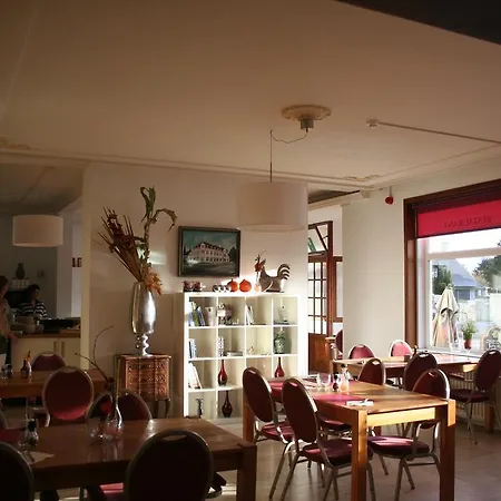 Hotel Admiraal 2*