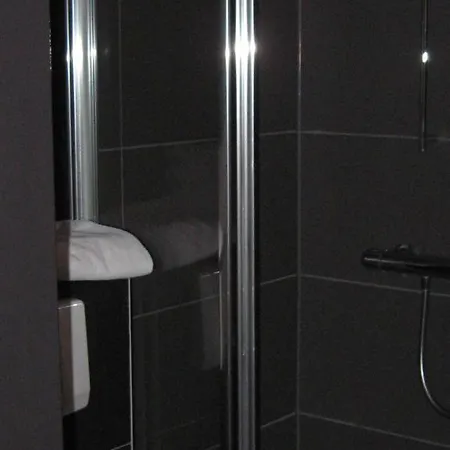 Hotel Admiraal 2*